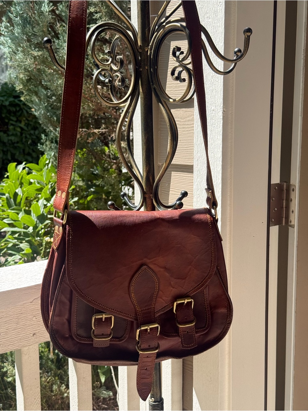 Leather Crossbody Satchel Bag in Dark Brown